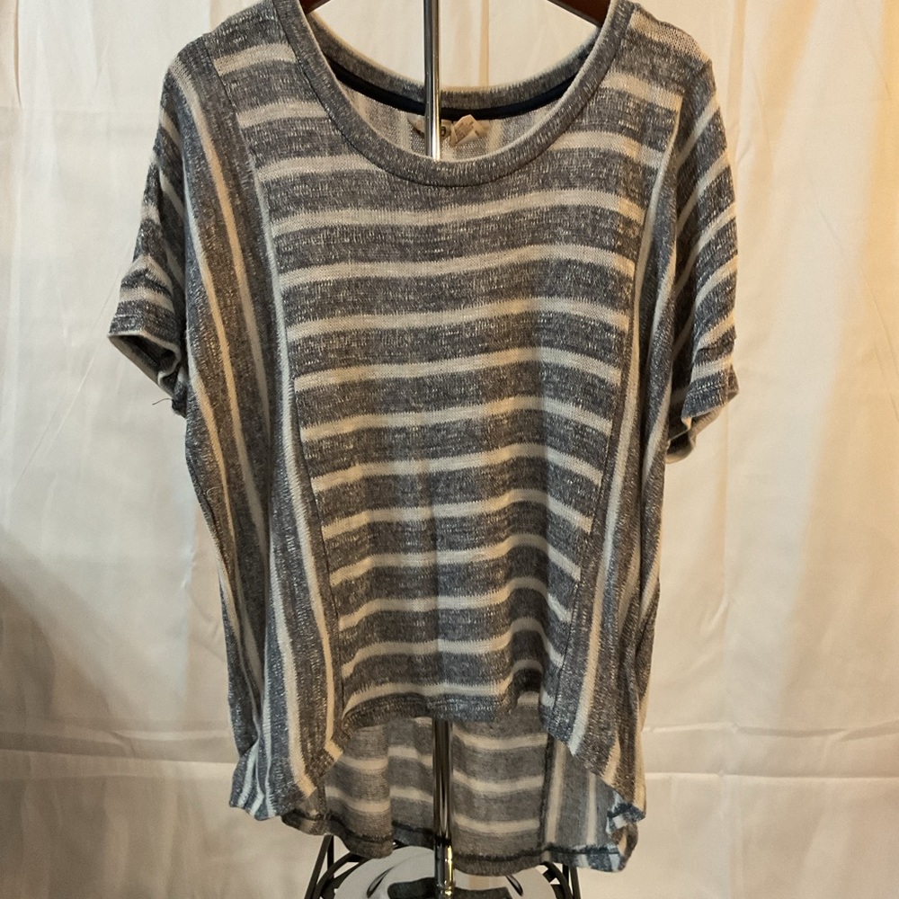 Mudd Gray and White Striped Short Sleeve Top